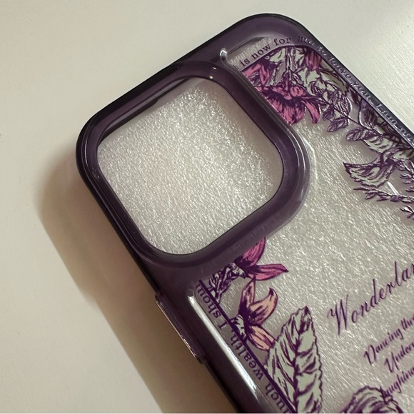 * Free with Purchase * NWT iPhone 14 Pro Purple Floral Phone Case - Picture 6 of 8